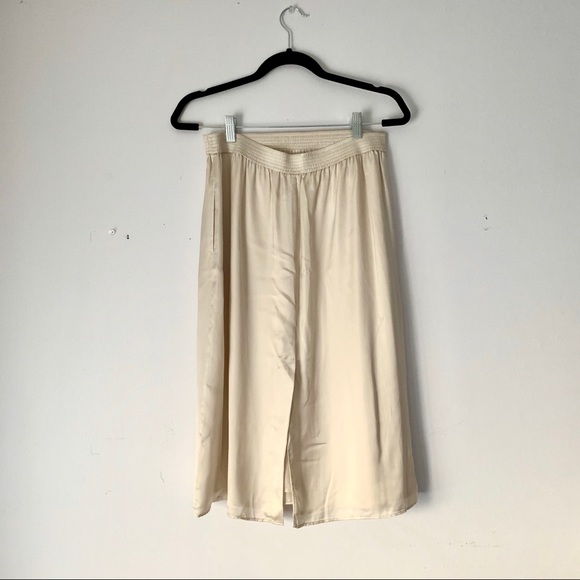 Aritzia | Wilfred champagne gold silk midi skirt - Picture 3 of 6